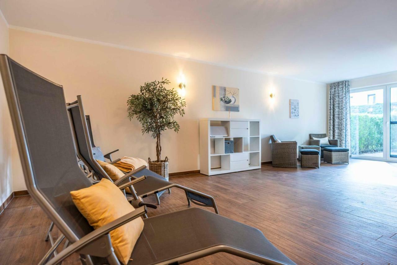 Appartement "Diamant" Mit Penthouseflair - Oase Am Haff Garz  Exterior foto